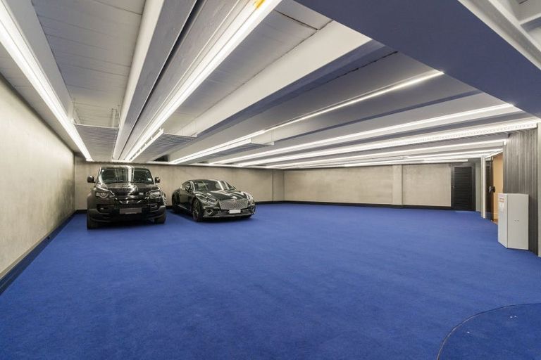 Photo of property in 32 Tuhaere Street, Orakei, Auckland, 1071