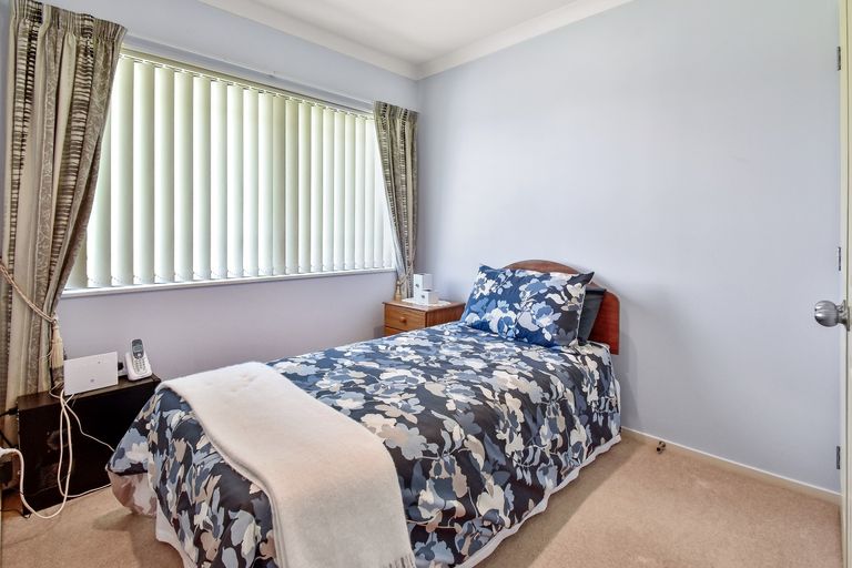 Photo of property in 20 Norm Pellow Drive, Manurewa, Auckland, 2105