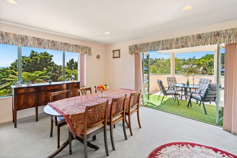 Photo of property in 26 Silkwood Grove, Totara Heights, Auckland, 2105