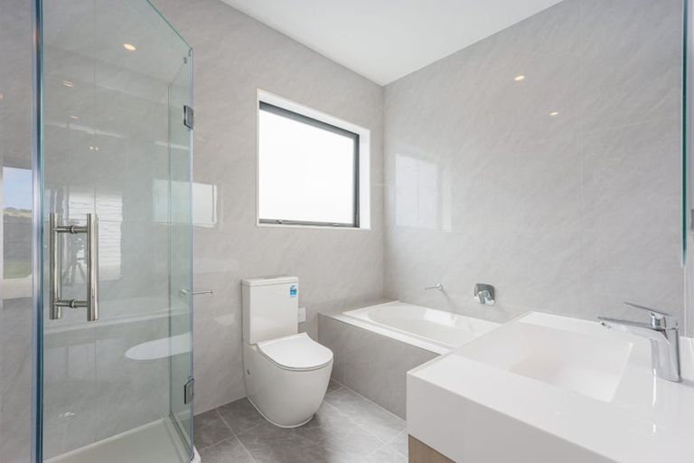 Photo of property in 4 Macgregor Lane, Wainui, 0992