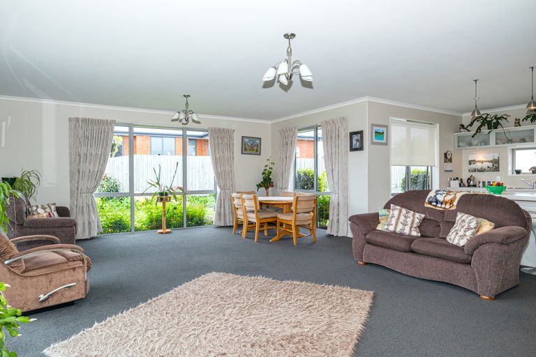 Photo of property in 11 Hunter Hills Drive, Gleniti, Timaru, 7910