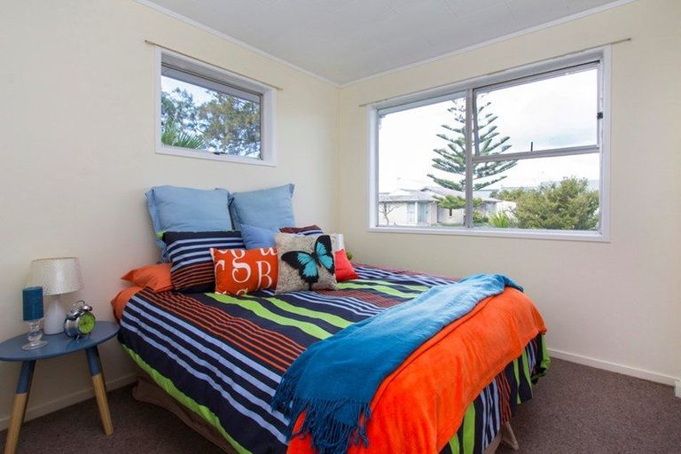 Photo of property in 11 Reelick Avenue, Pakuranga Heights, Auckland, 2010