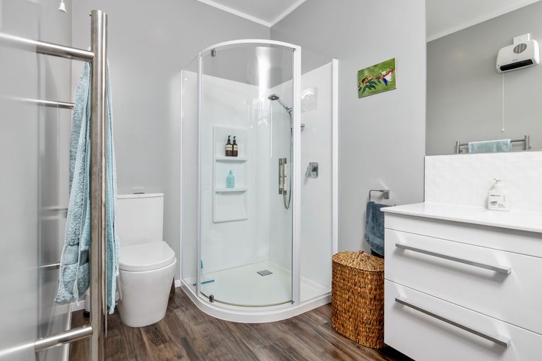 Photo of property in 17 Plains Avenue, Masterton, 5810