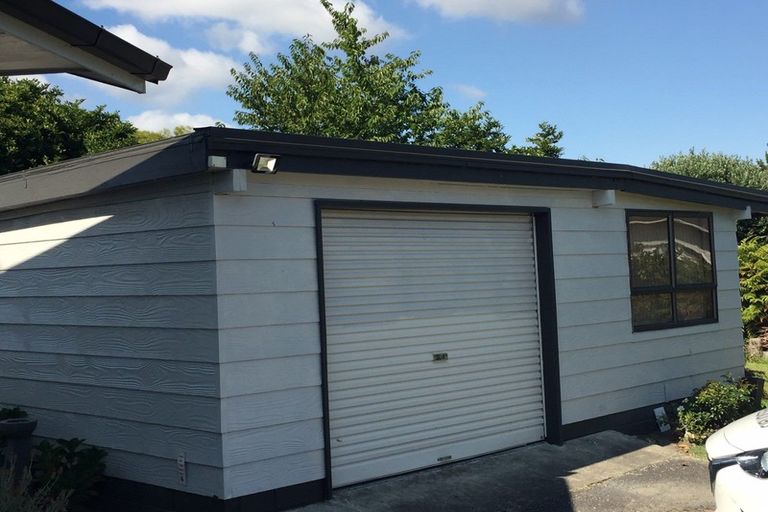 Photo of property in 73c Robinson Avenue, Holdens Bay, Rotorua, 3010