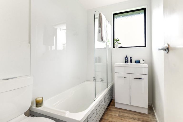 Photo of property in 79 Moore Street, Leamington, Cambridge, 3432