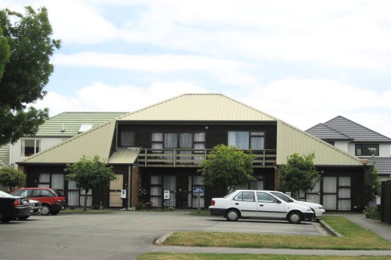 Photo of property in 193 Withells Road, Avonhead, Christchurch, 8042