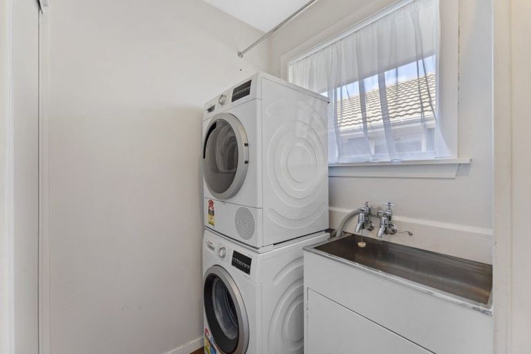 Photo of property in 60 Wingate Street, Redwood, Christchurch, 8051