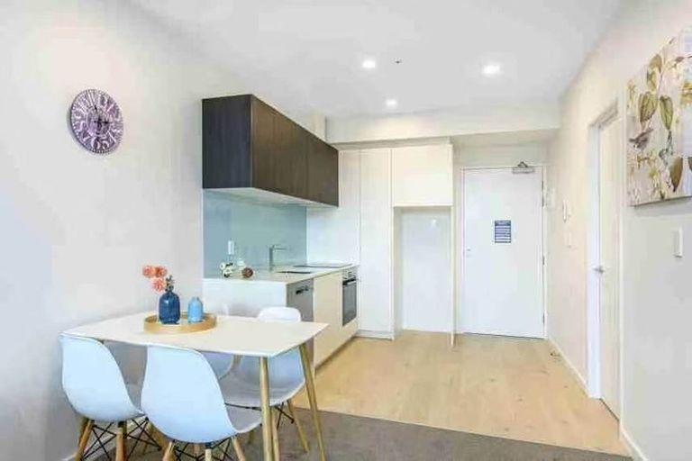 Photo of property in 414/19 Rawene Road, Birkenhead, Auckland, 0626