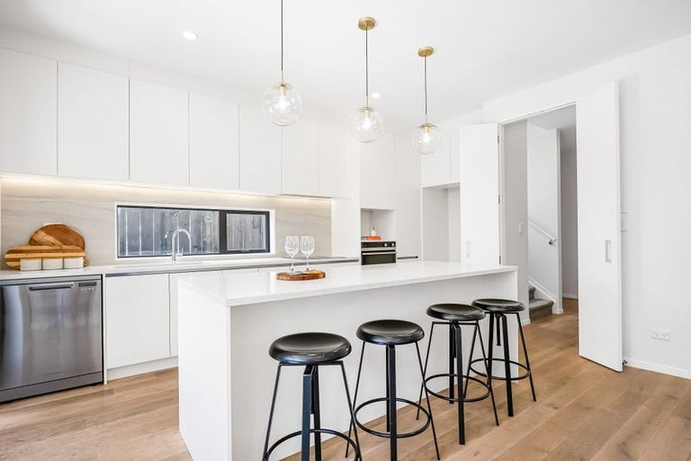 Photo of property in 6 Desalt Drive, Hobsonville, Auckland, 0616