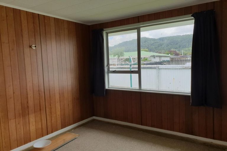 Photo of property in 1/50 Miro Street, Trentham, Upper Hutt, 5018