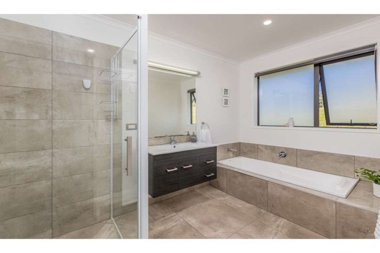 Photo of property in 6 Riverbank Drive, Kerikeri, 0230