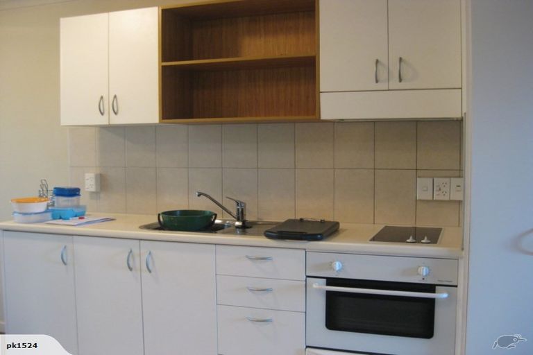 Photo of property in 6/8 Carolina Place, Albany, Auckland, 0632