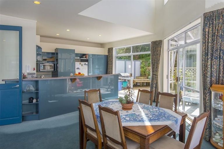 Photo of property in Fernhill Flats, 10/324 The Terrace, Te Aro, Wellington, 6011