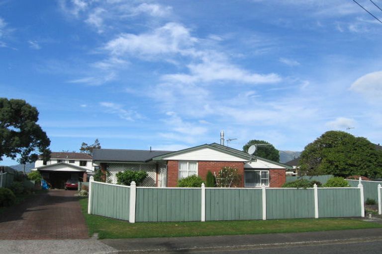 Photo of property in 54 Golders Road, Elderslea, Upper Hutt, 5018