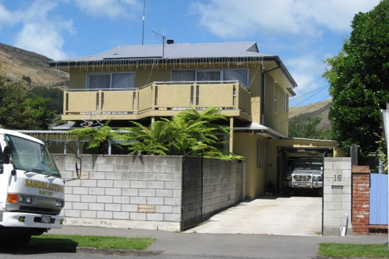 Photo of property in 16 Campbell Street, Sumner, Christchurch, 8081