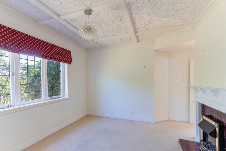 Photo of property in 16 Grey Street, College Estate, Whanganui, 4500