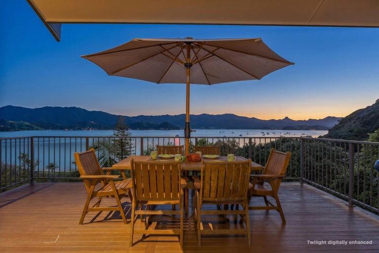 Photo of property in 2470 Wyuna Bay Road, Wyuna Bay, Coromandel, 3581