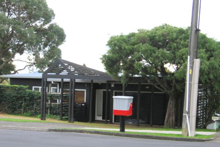 Photo of property in 156 Sandspit Road, Shelly Park, Auckland, 2014