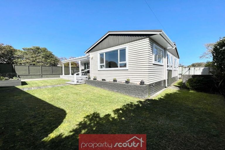 Photo of property in 3b Wheeler Place, Upper Vogeltown, New Plymouth, 4310