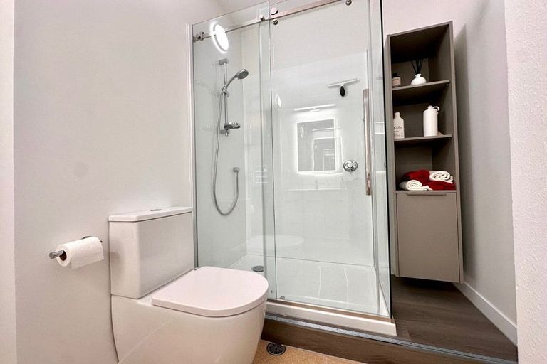 Photo of property in De Vere Apartments, 4/23 Tennyson Street, Te Aro, Wellington, 6011