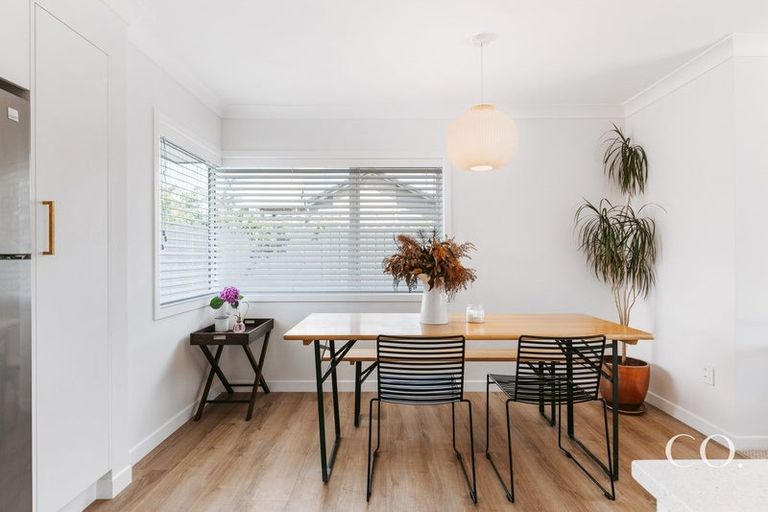 Photo of property in 12 Stableford Drive, Pyes Pa, Tauranga, 3112