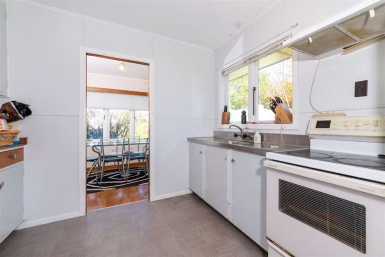 Photo of property in 7 Beaufield Lane, Te Atatu Peninsula, Auckland, 0610