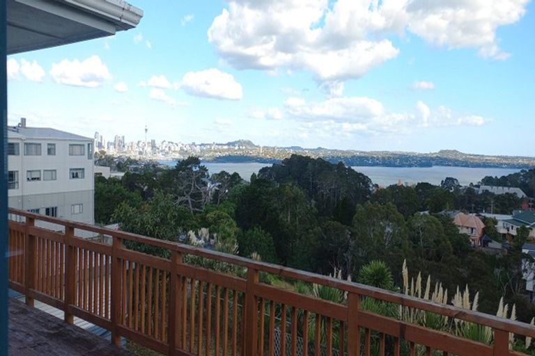 Photo of property in 82a Mokoia Road, Birkenhead, Auckland, 0626