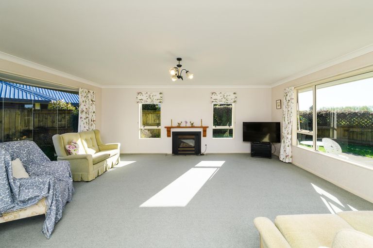 Photo of property in 34 Washington Parade, Milson, Palmerston North, 4414