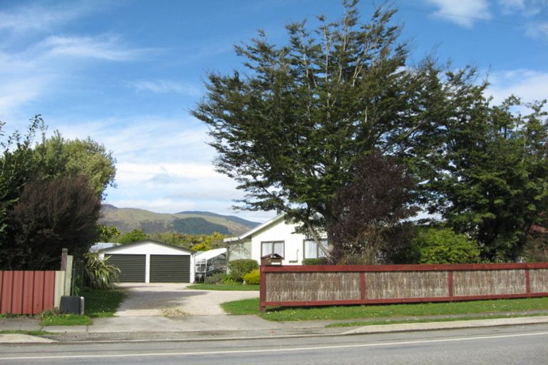 Photo of property in 64 Abel Tasman Drive, Takaka, 7110