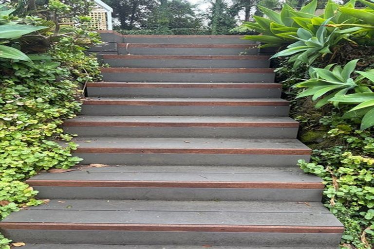 Photo of property in 1078 Scenic Drive North, Swanson, Auckland, 0816