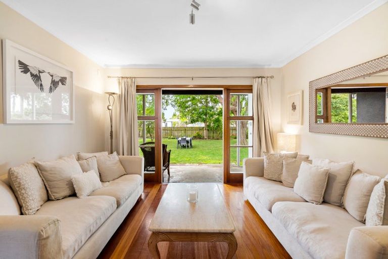 Photo of property in 812 Lumsden Road, Akina, Hastings, 4122