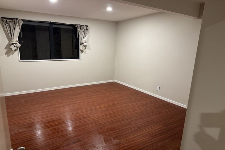 Photo of property in 70b Avonhead Road, Avonhead, Christchurch, 8042