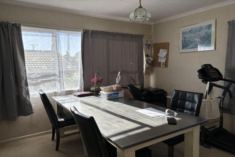 Photo of property in 1/147 Lemon Street, Strandon, New Plymouth, 4312