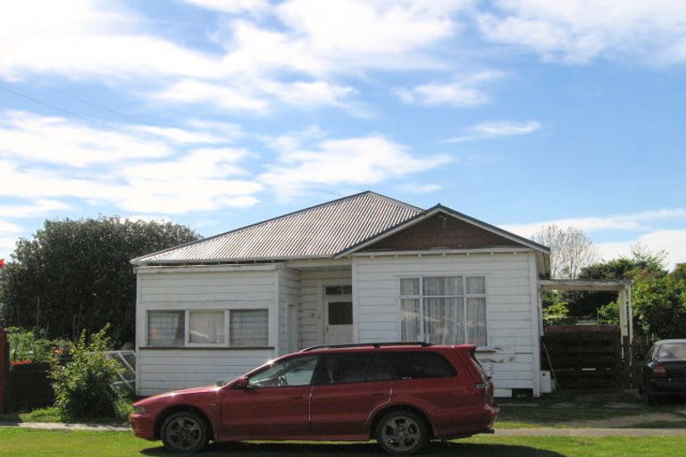 Photo of property in 2 Queens Road, Elgin, Gisborne, 4010