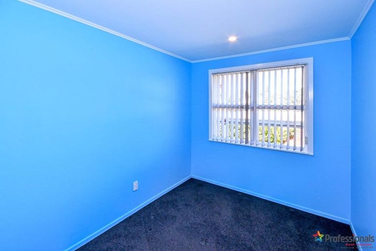 Photo of property in 51 Burbank Avenue, Manurewa, Auckland, 2102