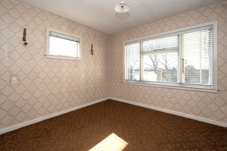 Photo of property in 376 Linwood Avenue, Bromley, Christchurch, 8062