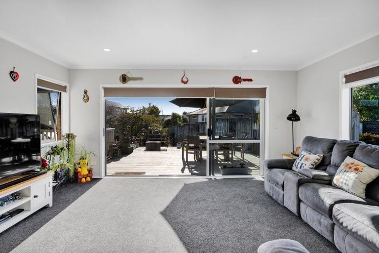 Photo of property in 8b Joshua Place, Bell Block, New Plymouth, 4312