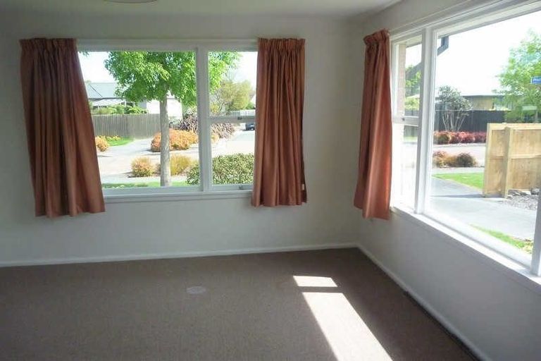 Photo of property in 1/70 Proctor Street, Papanui, Christchurch, 8053