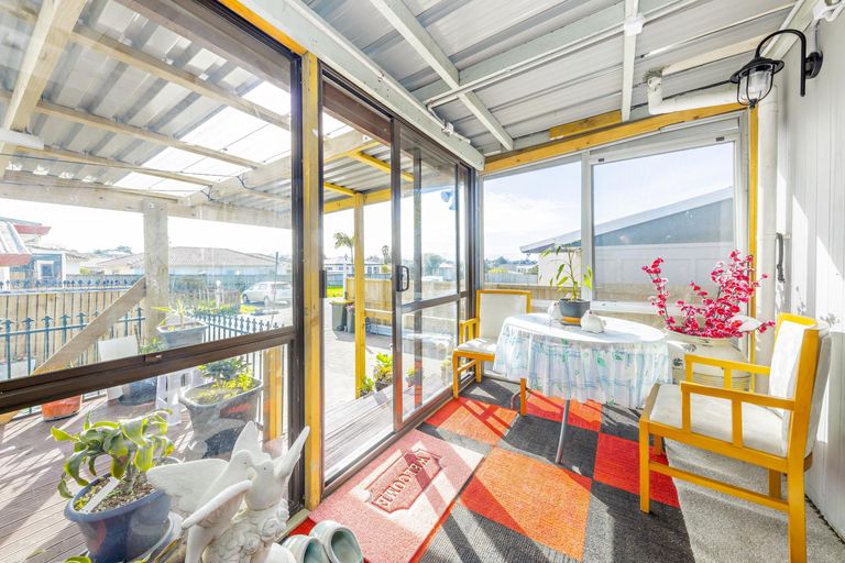 Photo of property in 8/30 Gifford Road, Papatoetoe, Auckland, 2025