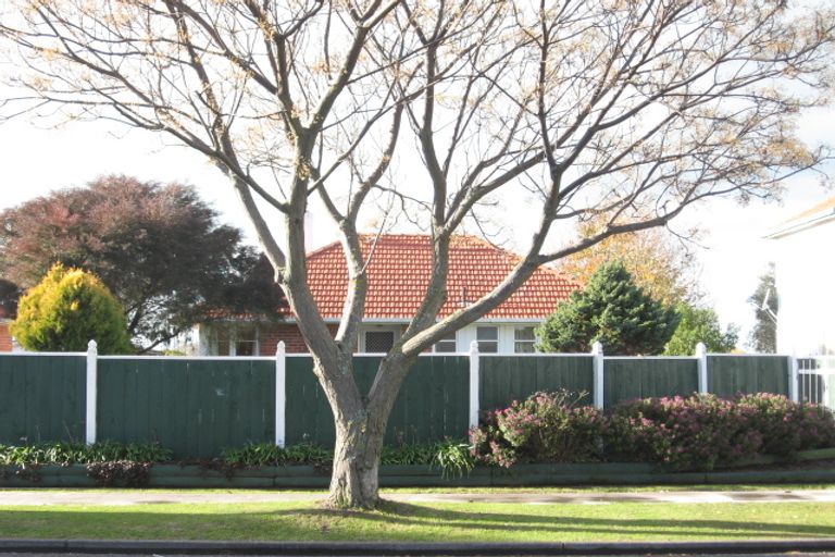Photo of property in 114 Nuffield Avenue, Marewa, Napier, 4110