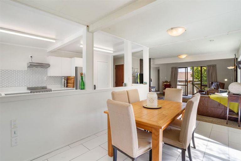 Photo of property in 16 Janome Place, Bucklands Beach, Auckland, 2014