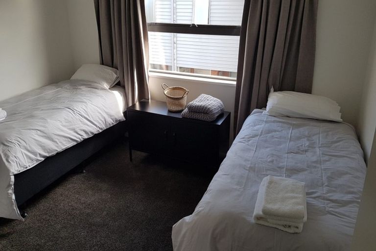 Photo of property in 1/176 Edgeware Road, Edgeware, Christchurch, 8013