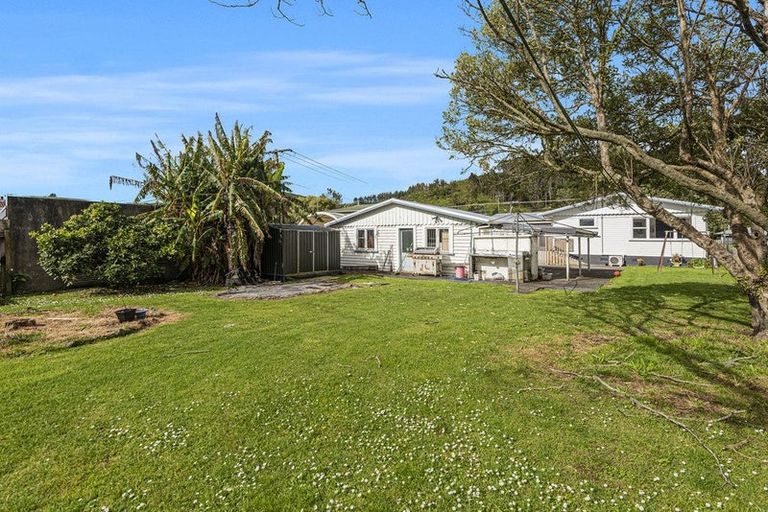 Photo of property in 132 George Street, Hikurangi, 0114