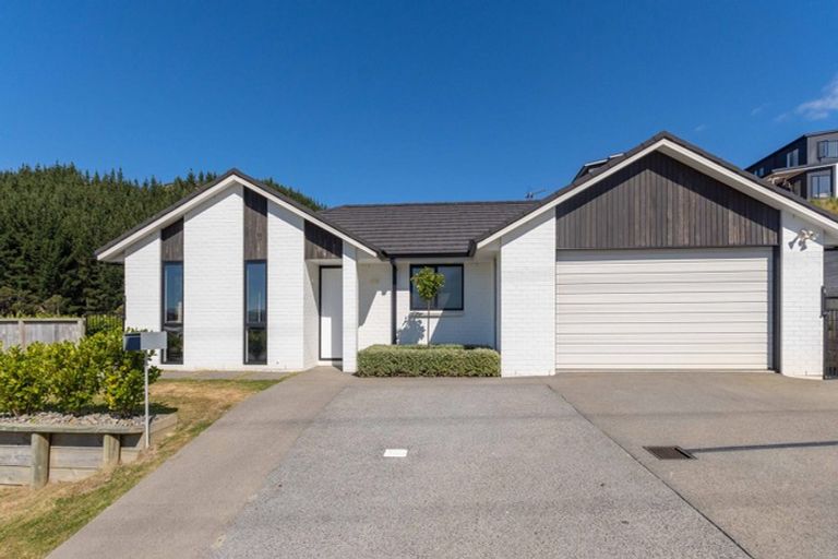 Photo of property in 143 Navigation Drive, Whitby, Porirua, 5024