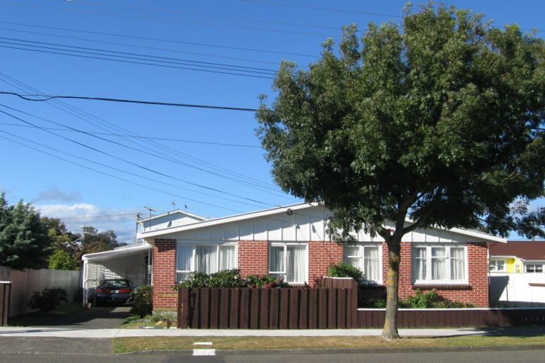 Photo of property in 1/14 Merton Street, Trentham, Upper Hutt, 5018