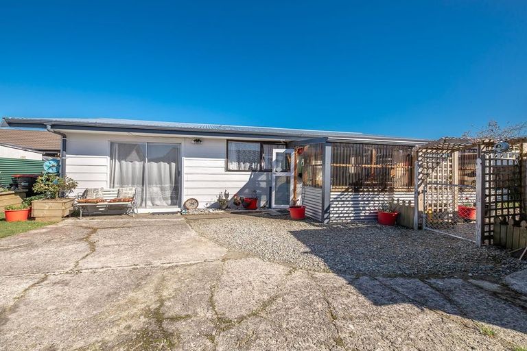 Photo of property in 31b Lyndhurst Street, Westport, 7825