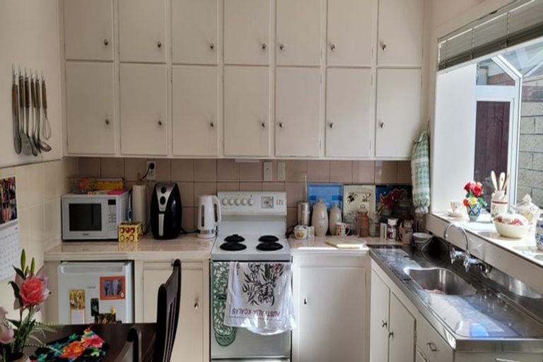 Photo of property in 1/49 East Street, Papakura, 2110