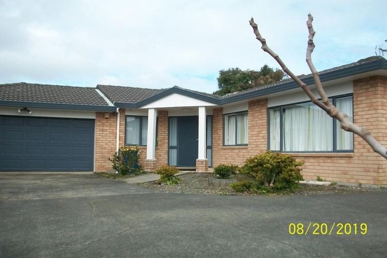 Photo of property in 10 Basra Drive, Henderson, Auckland, 0612