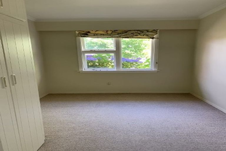 Photo of property in 10 Beatrice Place, Avonhead, Christchurch, 8042