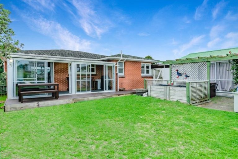 Photo of property in 20 Ngapotiki Street, Paraparaumu Beach, Paraparaumu, 5032